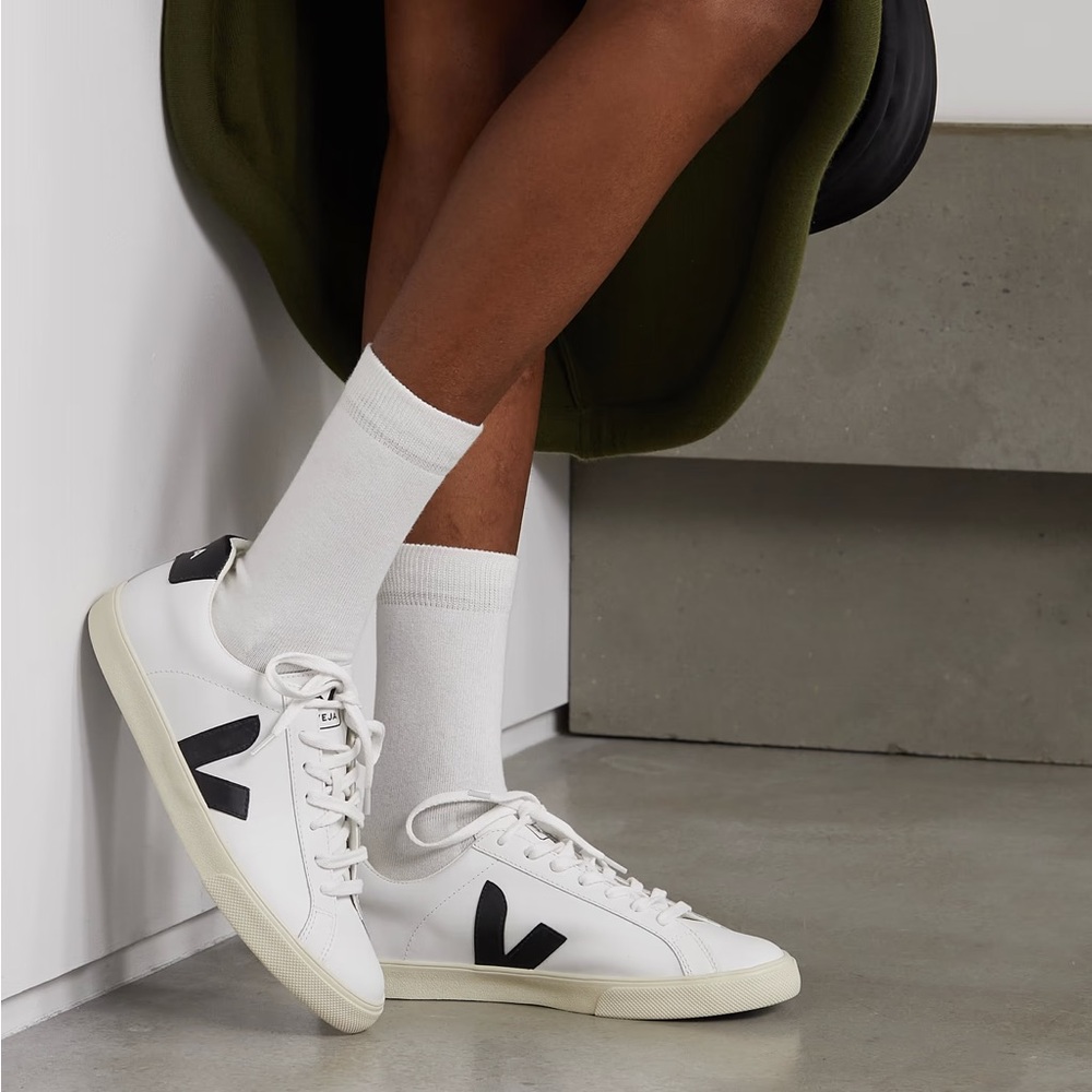 Veja sneakers size 6/7